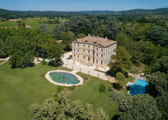 Chateau De Montcaud